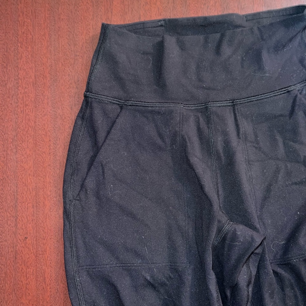 Lululemon Align Joggers Black - Picture 4 of 8